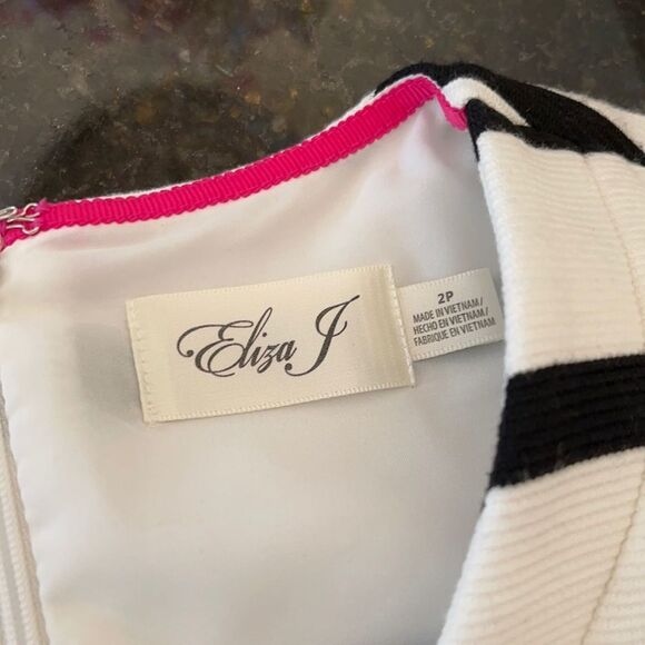 Eliza J Ivory Classic *Chic* Striped Stretch Sheath Dress EUC - Picture 2 of 10
